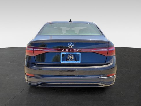 New 2025 Volkswagen Jetta Sport image 5