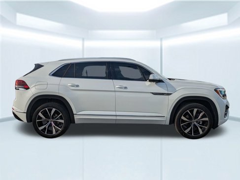 Used 2025 Volkswagen Atlas Cross Sport SEL Premium R-Line image 7