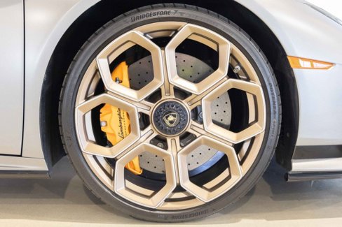 Used 2024 Lamborghini Huracan Tecnica image 20