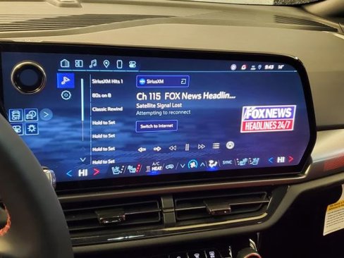 New 2025 Chevrolet Equinox EV RS w/ Active Safety Package 3 image 26