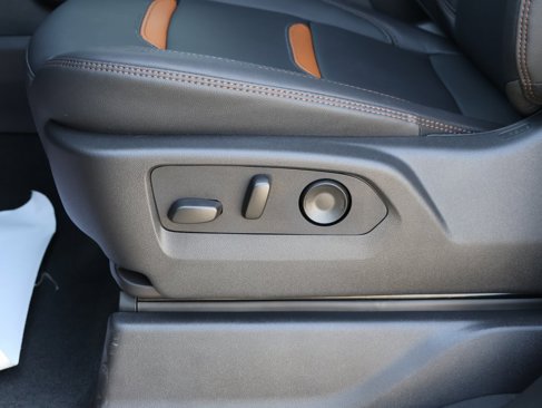 New 2026 GMC Sierra 1500 AT4 w/ AT4 Premium Package image 15