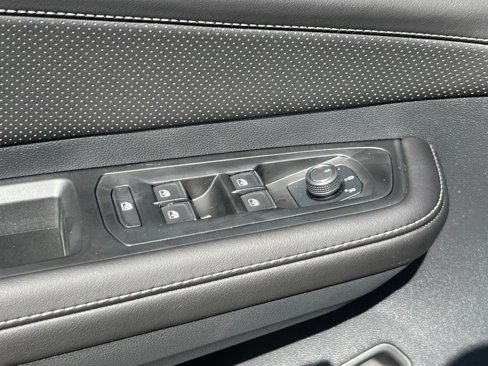 New 2026 Volkswagen Atlas SE image 15