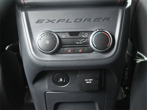 Used 2025 Ford Explorer ST-Line w/ Premium Package image 23