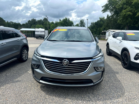 Used 2024 Buick Enclave Premium image 3