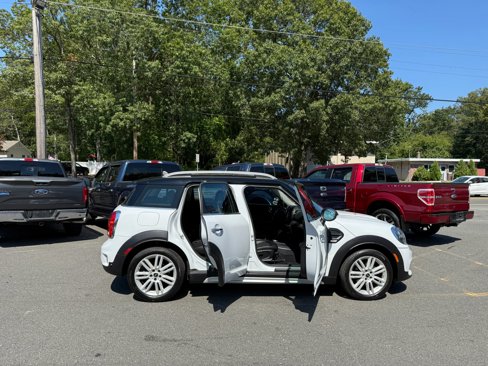 Used 2018 MINI Cooper Countryman image 9