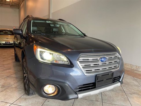 Used 2017 Subaru Outback 3.6R Limited image 3