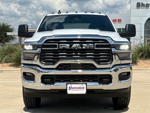 New 2026 RAM 2500 Tradesman w/ Chrome Appearance Group image 2