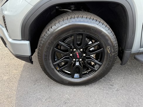 New 2026 GMC Sierra 1500 Elevation image 9