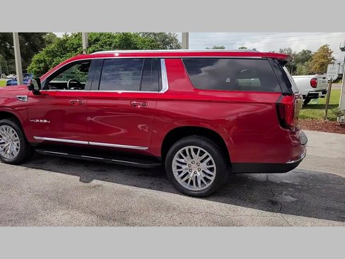 New 2026 GMC Yukon XL Elevation image 16