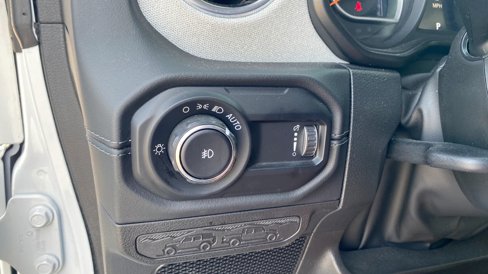 Used 2024 Jeep Wrangler Unlimited Sahara image 14