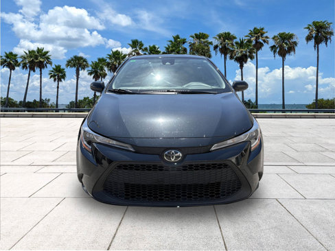 Used 2022 Toyota Corolla LE image 3