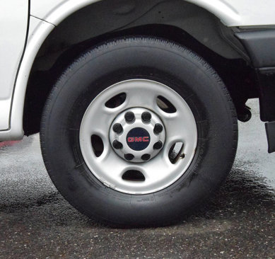 Used 2019 GMC Savana 2500 image 35