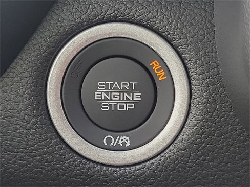 New 2026 RAM 1500 4x4 Crew Cab image 17