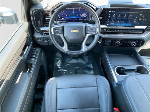 Used 2024 Chevrolet Silverado 3500 LTZ w/ LTZ Convenience Package image 23