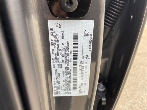 New 2025 Ford F250 Lariat w/ Chrome Package image 41