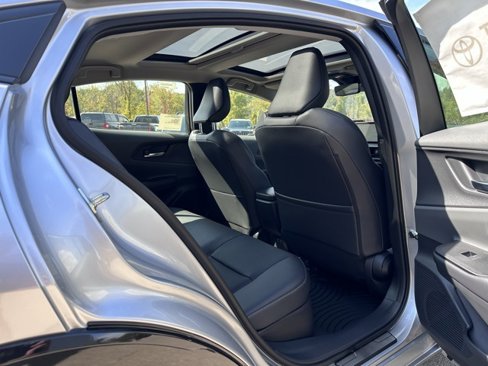 New 2026 Toyota Prius XLE image 12