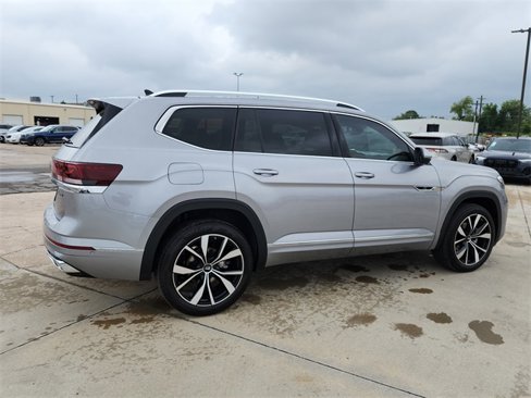 New 2025 Volkswagen Atlas SEL Premium R-Line image 2