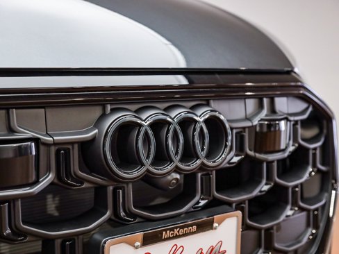 New 2025 Audi Q8 Prestige image 7