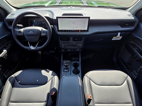 New 2025 Ford Maverick Lariat image 11