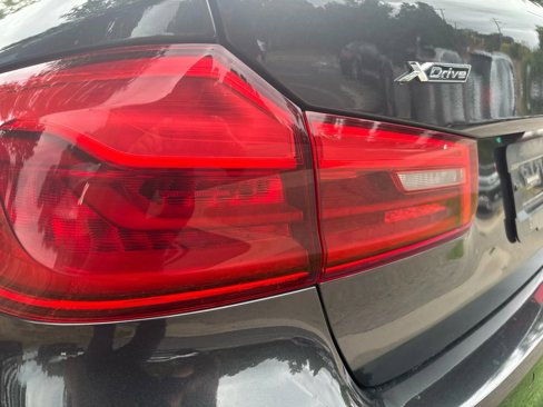 Used 2018 BMW 540i xDrive image 11