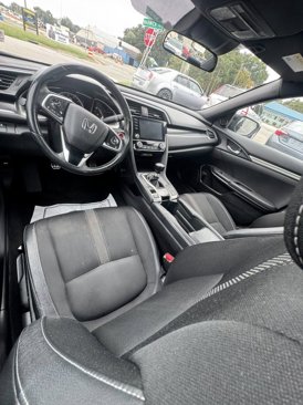 Used 2019 Honda Civic Sport image 12