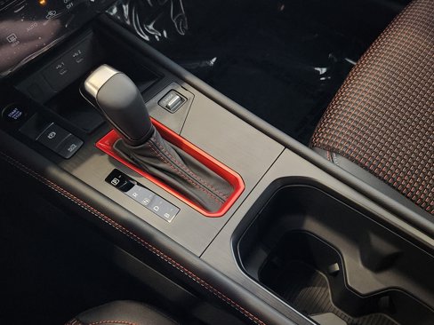 New 2026 Nissan Kicks SR w/ Cold Weather Package image 23