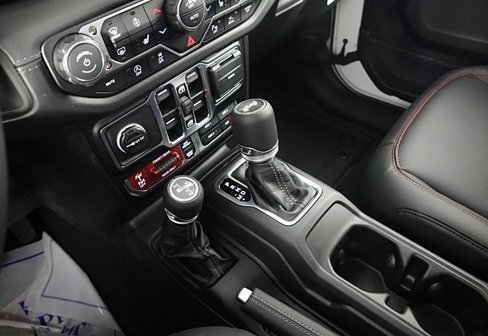 New 2025 Jeep Wrangler Unlimited Rubicon image 15