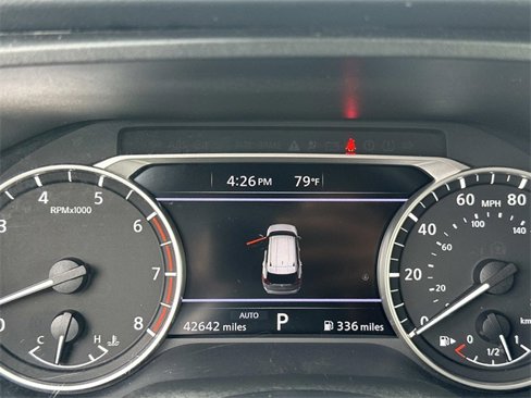 Used 2024 Nissan Rogue SV image 30