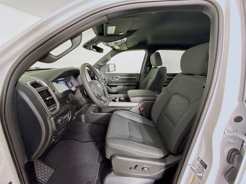 New 2026 RAM 1500 4x4 Crew Cab image 11