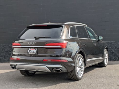 New 2025 Audi Q7 3.0T Prestige image 5