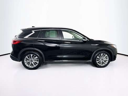 Used 2024 INFINITI QX50 Luxe image 10