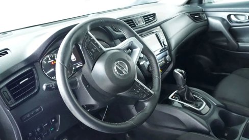 Used 2020 Nissan Rogue SV image 15