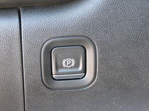 Used 2021 Chevrolet Silverado 1500 Custom image 13