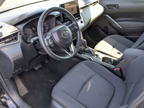 Used 2024 Toyota Corolla Cross LE image 16