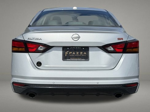 Used 2024 Nissan Altima 2.5 SR image 4