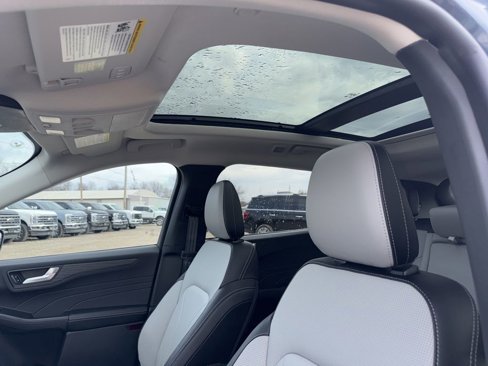 New 2025 Ford Escape SE w/ PHEV Premium Package image 25