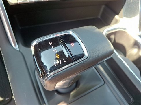 Used 2024 GMC Sierra 1500 Denali Ultimate image 12