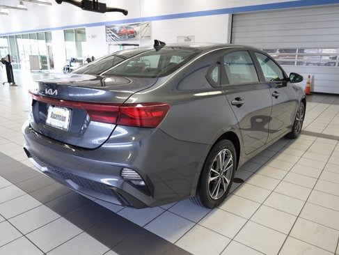 Used 2024 Kia Forte LXS image 13