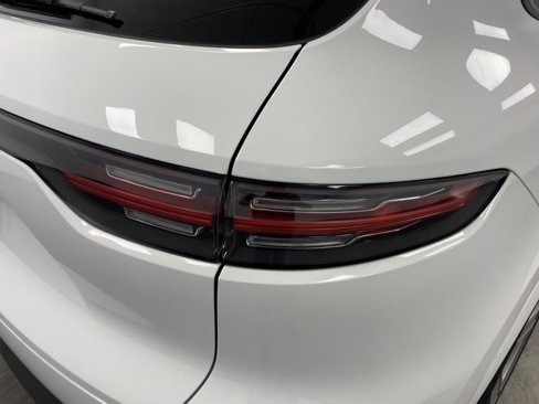 Used 2021 Porsche Cayenne image 14