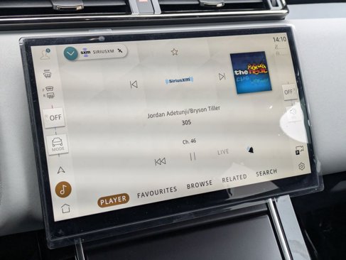 New 2026 Land Rover Range Rover Velar Dynamic SE image 13
