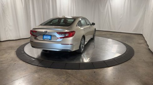 Used 2018 Honda Accord EX image 10