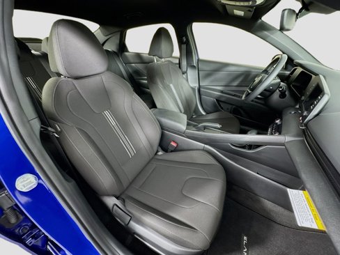 Used 2025 Hyundai Elantra Sport w/ Cargo Package image 27