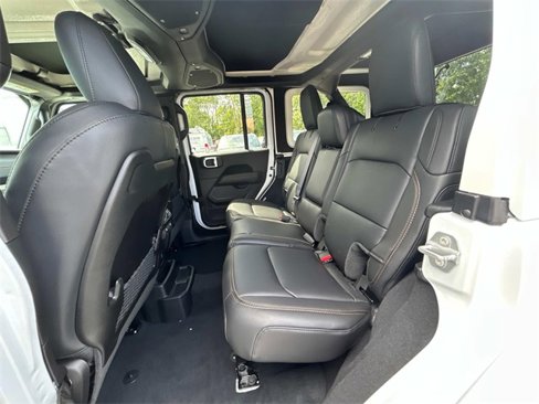 New 2025 Jeep Wrangler Sahara image 5
