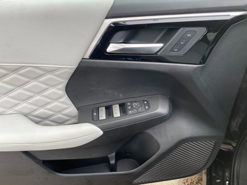 New 2025 Mitsubishi Outlander SEL image 11