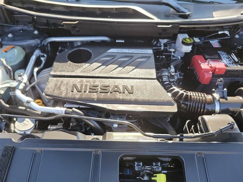 Certified 2025 Nissan Rogue SV image 25