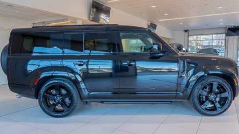 New 2024 Land Rover Defender 130 V8 image 8