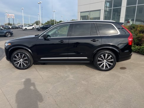 Certified 2025 Volvo XC90 B5 Core image 2