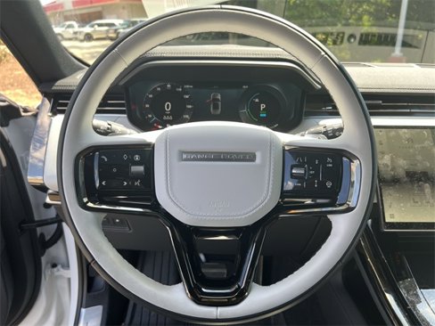 Used 2025 Land Rover Range Rover Sport Dynamic SE image 14