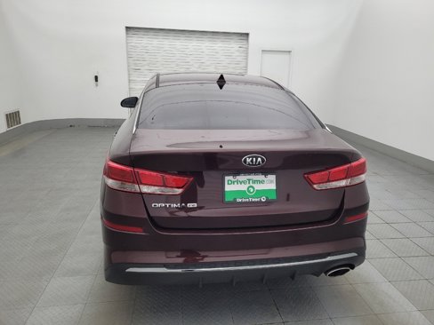 Used 2020 Kia Optima LX image 6