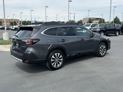 Used 2024 Subaru Outback Limited image 11